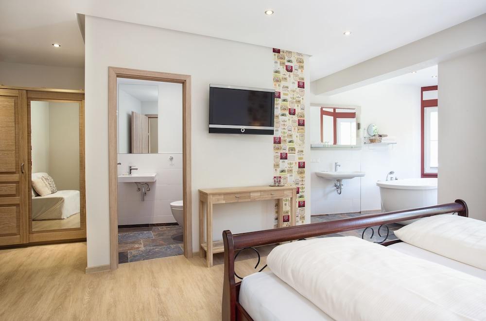 Hotel Filla Andre 3*